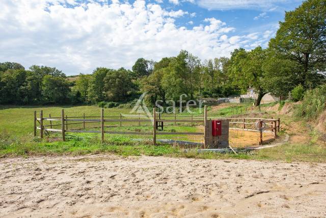 Other country property  tarn