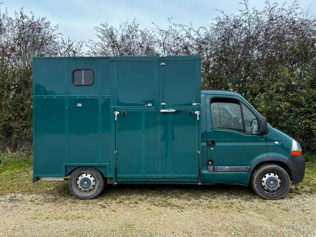 Horsebox HGV Renault  2008 Used