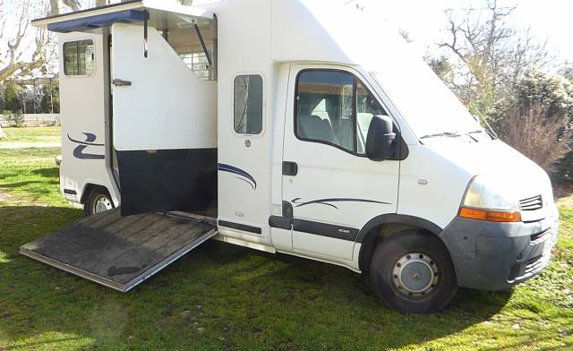 Horsebox HGV Renault Renault Master dCi 120  2007 Used