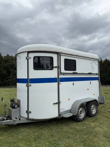 Horse trailer Fautras OBLIC +2  2 Stalls 2019 Used