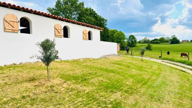 Equestrian property  Hautes-Pyrénées