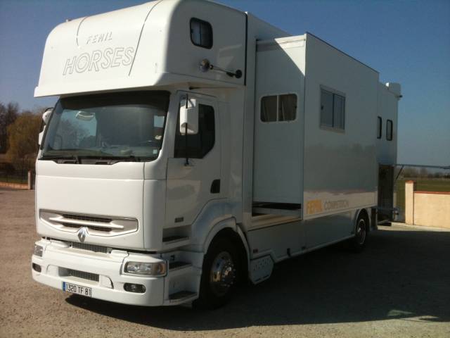 Horsebox NON-HGV Renault PRENIUM 2001 Used