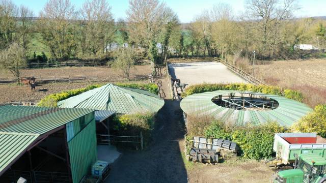 Livery yard  Yonne