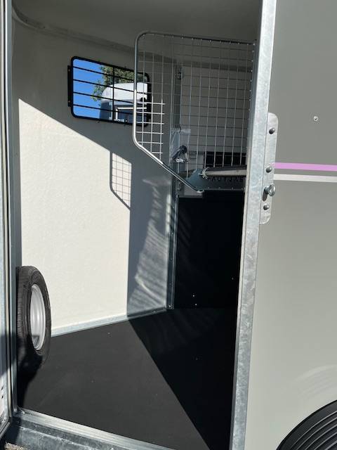 Horse trailer Fautras Provan Classic 2 Stalls 2025 New