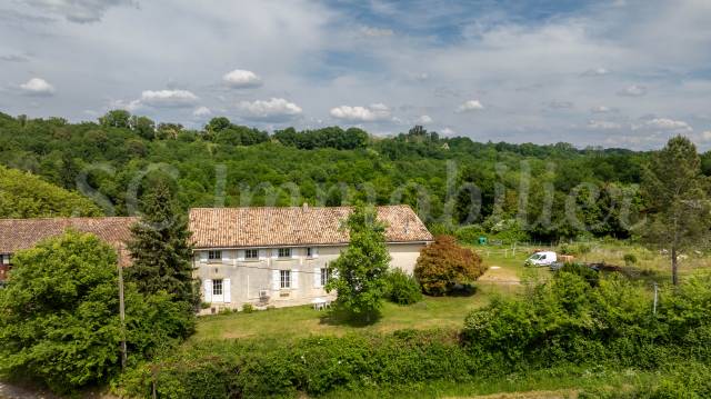 Equestrian property  Gironde