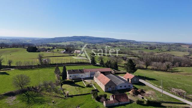 Other country property  Saône-et-Loire