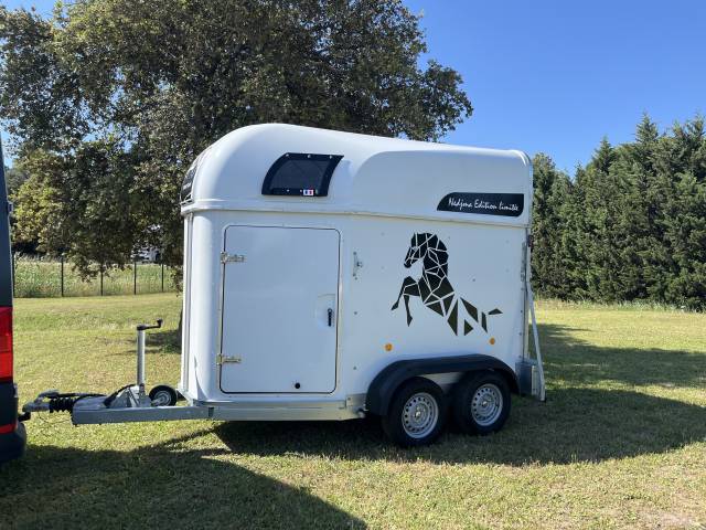 Horse trailer Fautras  2 Stalls 2025 New