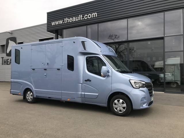 Horsebox HGV Theault Proteo  2021 Used