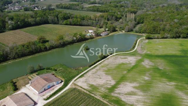 Other country property  Gironde
