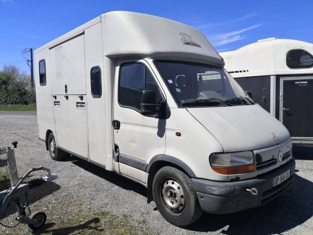 Horsebox HGV Renault  2002 Used