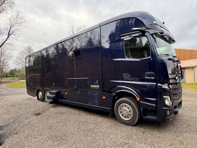 Horsebox NON-HGV Krismar MERCEDES 2021 Used