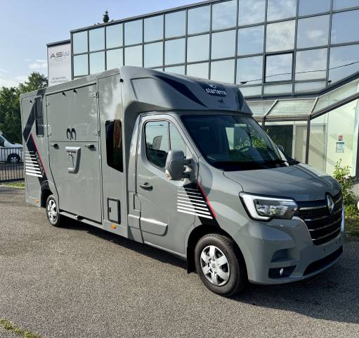 Horsebox HGV Ameline Renault master  2025 New