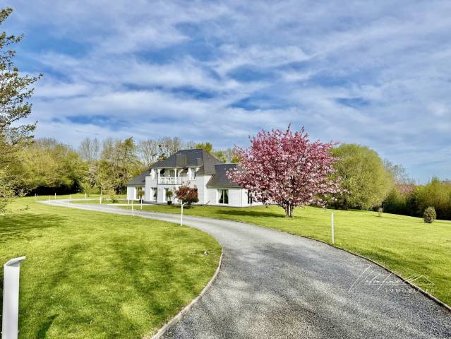 Equestrian property  