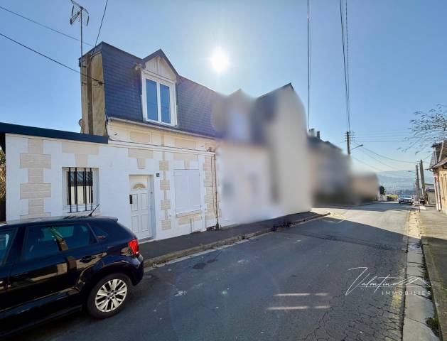 Equestrian property  Calvados