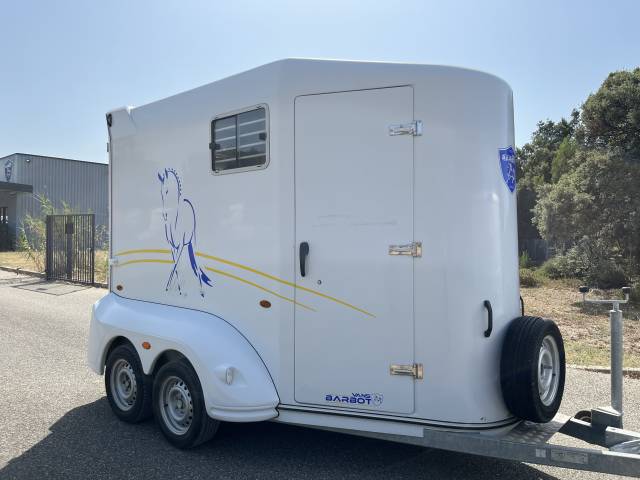 Horse trailer Barbot  2 Stalls 2022 Used