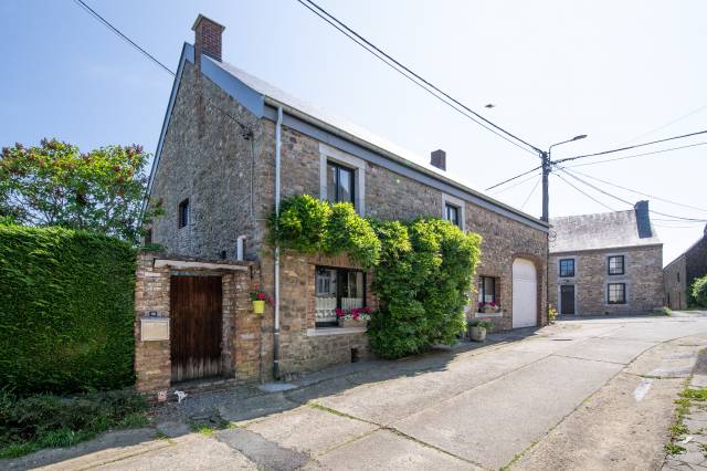 Equestrian property  Namur
