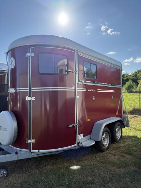 Horse trailer Fautras OBLIC+2 2 Stalls 2019 Used
