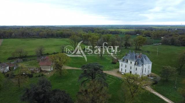 Other country property  Vendée