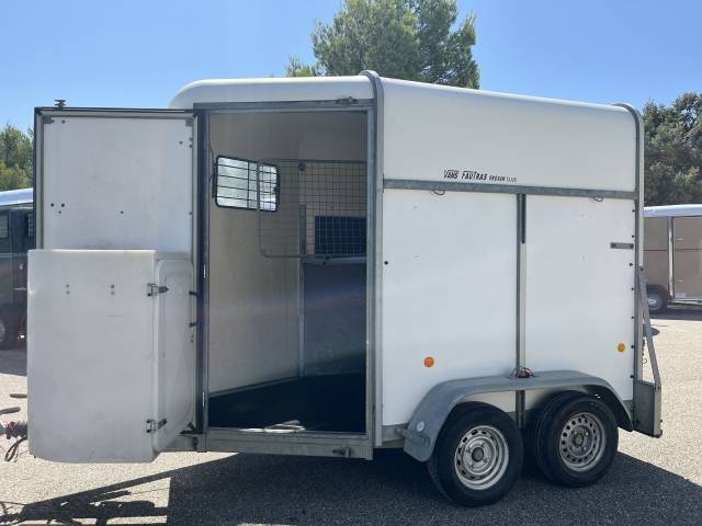 Horse trailer Fautras  2 Stalls 2006 Used