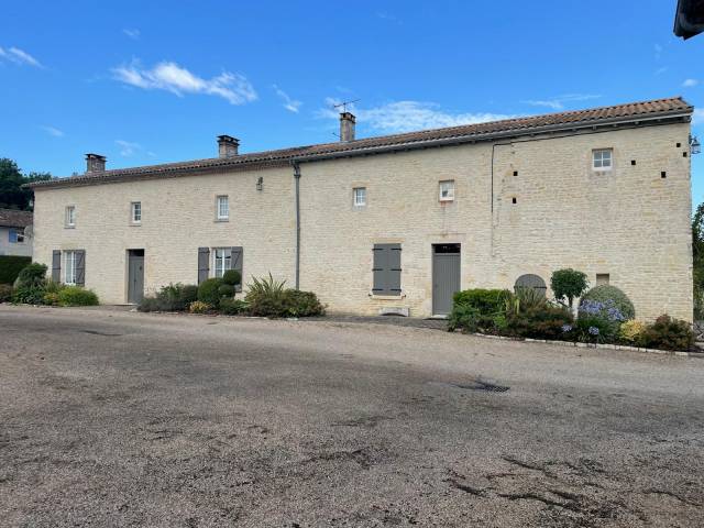 Equestrian property  Deux-Sèvres