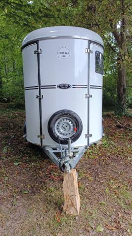 Horse trailer Fautras OBLIC+2 2 Stalls 2025 Used