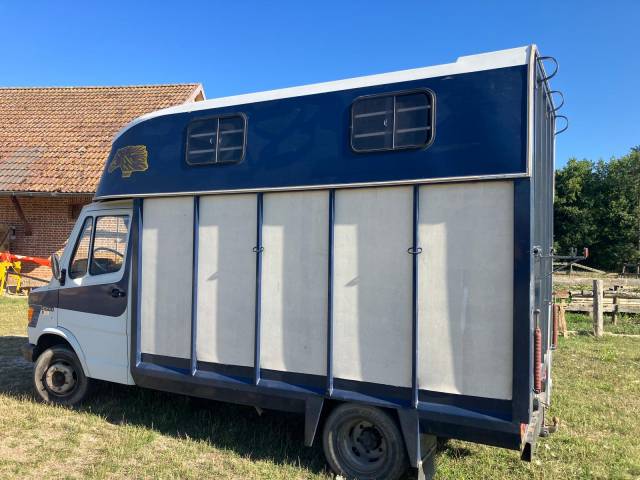 Horsebox HGV Mercedes 409 DA33 1988 Used