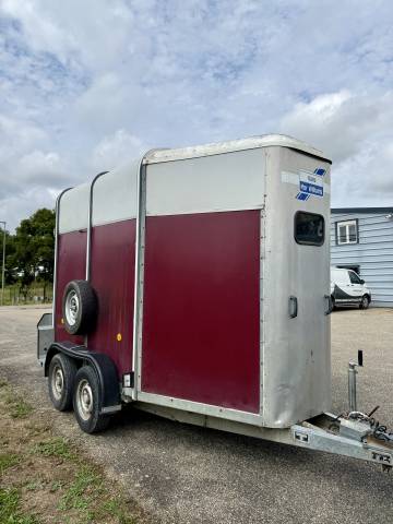 Horse trailer Ifor Williams  2 Stalls 2001 Used