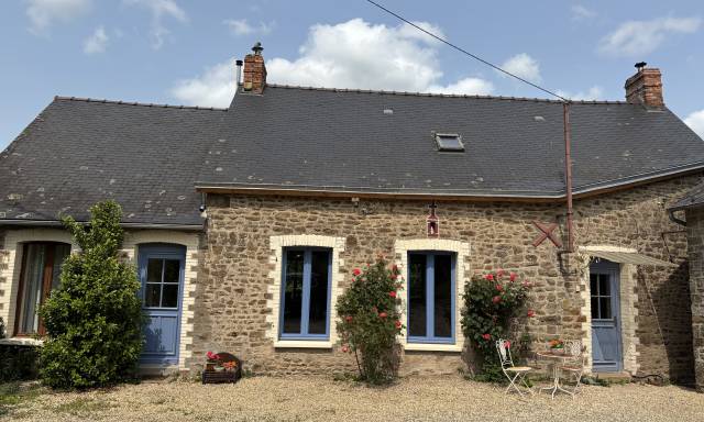 Equestrian property  Mayenne