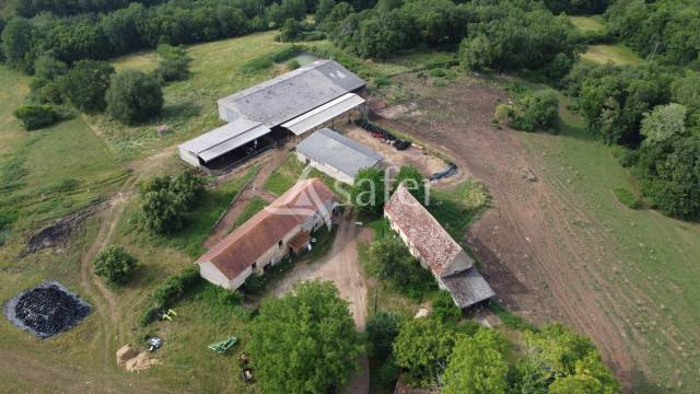 Sheep farm  Dordogne