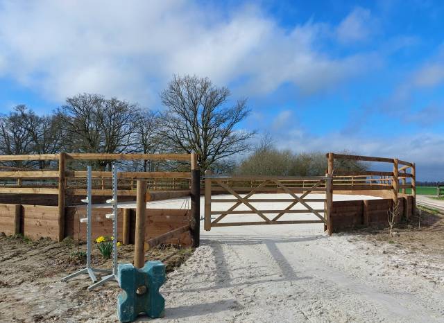 Equestrian property  Orne