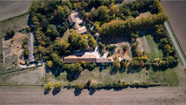 Equestrian property  Aude