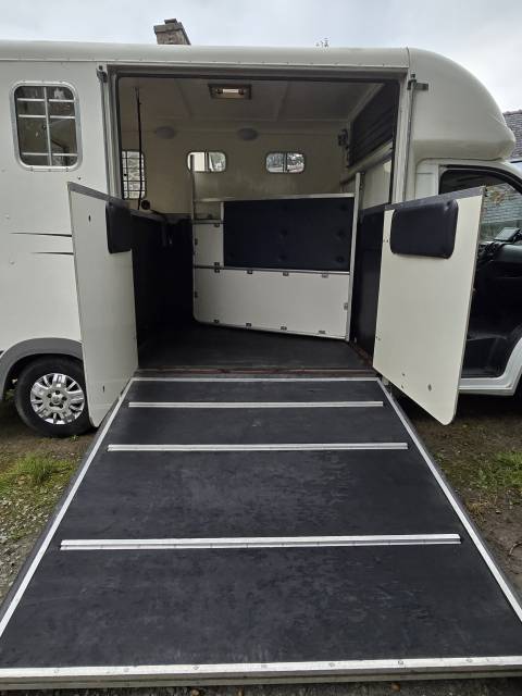 Horsebox HGV Equi-Trek Sonic 2012 Used