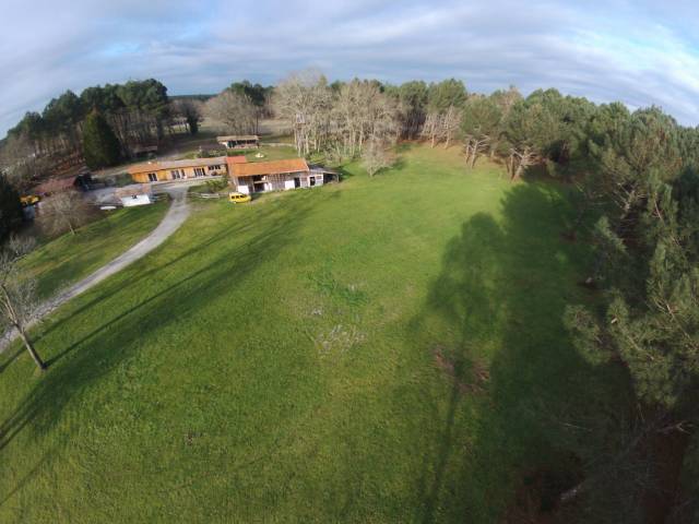 Equestrian property  Gironde