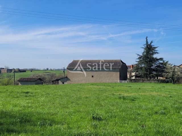 Other country property  tarn