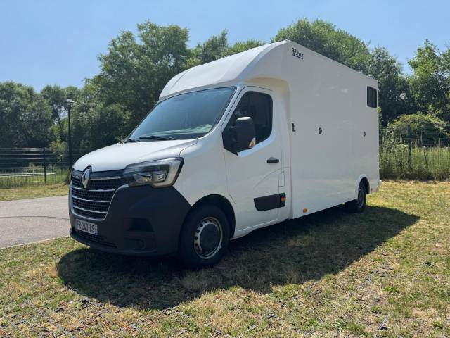 Horsebox HGV AP Petit Renault Master 2019 Used