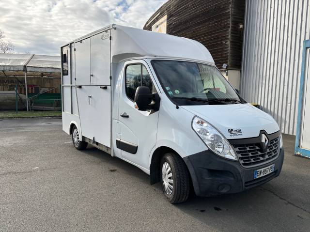 Horsebox HGV AP Petit 2 places stalles  2018 Used