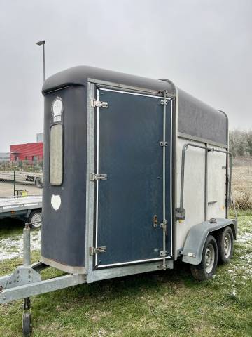 Horse trailer Fautras PROVAN 2 Stalls 2004 Used