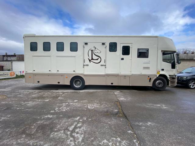 Horsebox NON-HGV Iveco Cursor 2000 Used