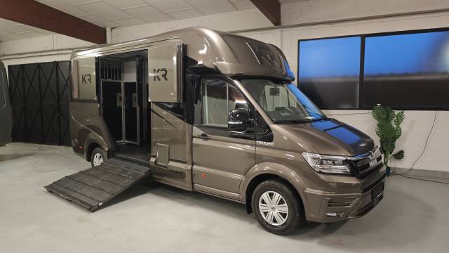 Horsebox HGV Krismar 5p stalles 2026 New