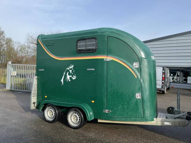 Horse trailer - Other brand -  2 Stalls 2015 Used