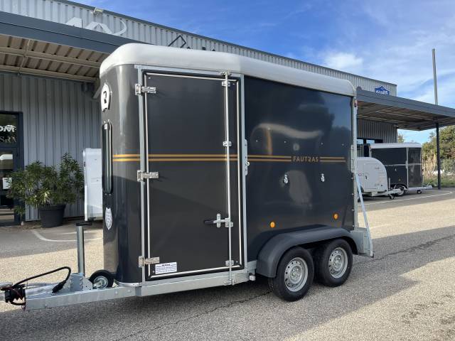 Horse trailer Fautras  1,5 Stalls 2026 New