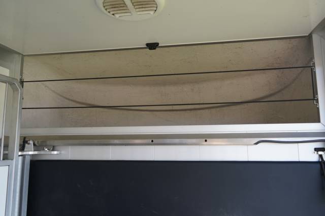 Horsebox HGV Opel STX movano 2024 Used