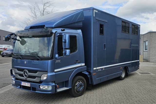 Horsebox NON-HGV Mercedes ATEGO 2013 Used