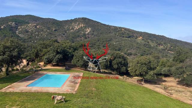 Luxurious equestrian property  Var