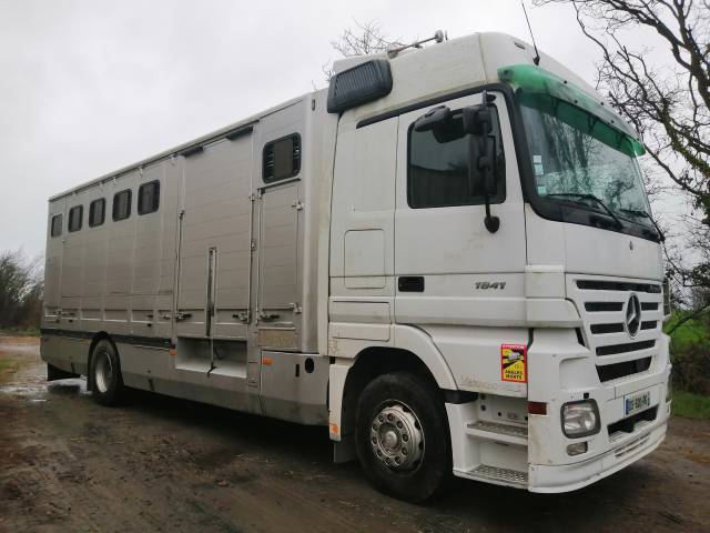 Horsebox NON-HGV Mercedes Actros  2005 Used
