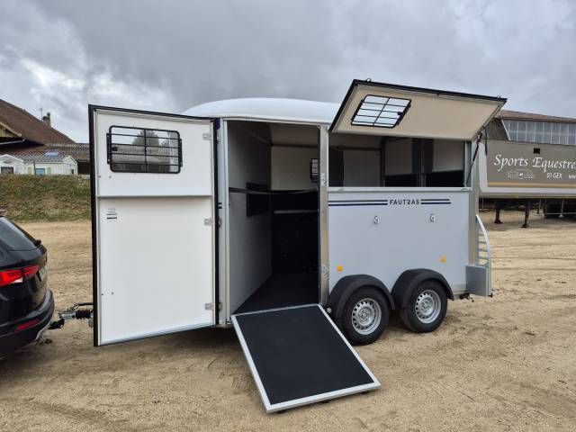 Horse trailer Fautras Oblic X2 2 Stalls 2026 New