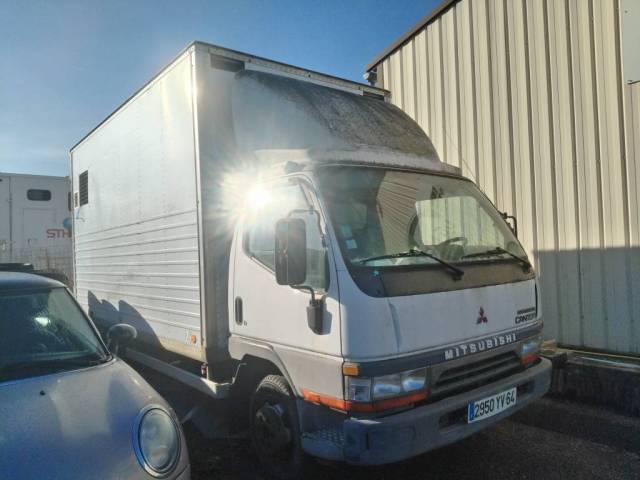 Horsebox HGV Mitsubishi canter 1999 Used