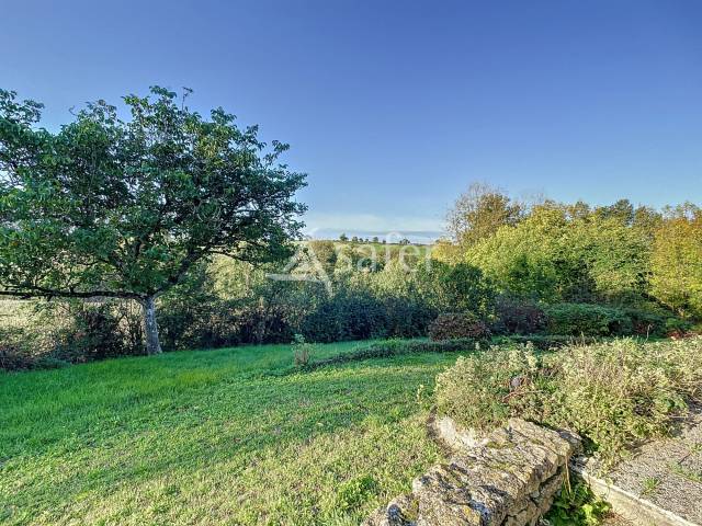 Other country property  Vend&eacute;e