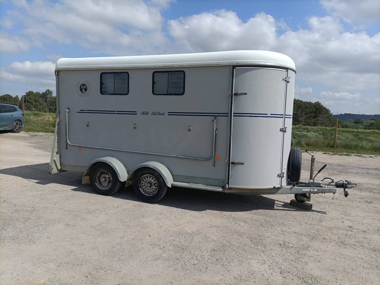 Horse trailer Fautras Oblic +3 3 Stalls 2010 Used