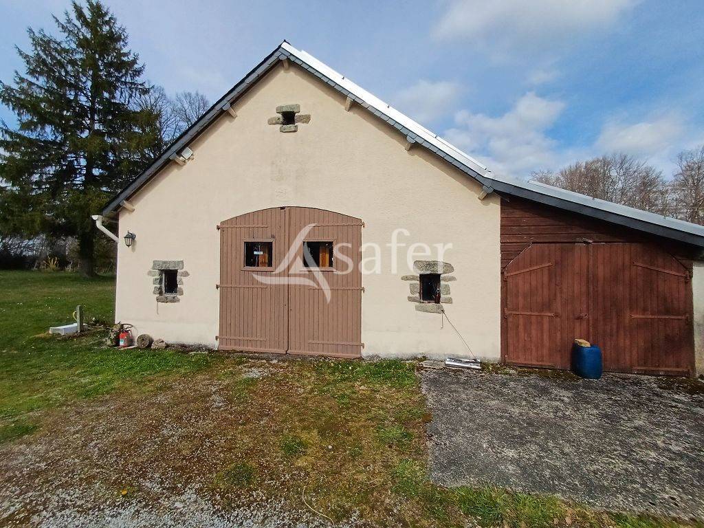 Other country property  Corr&egrave;ze